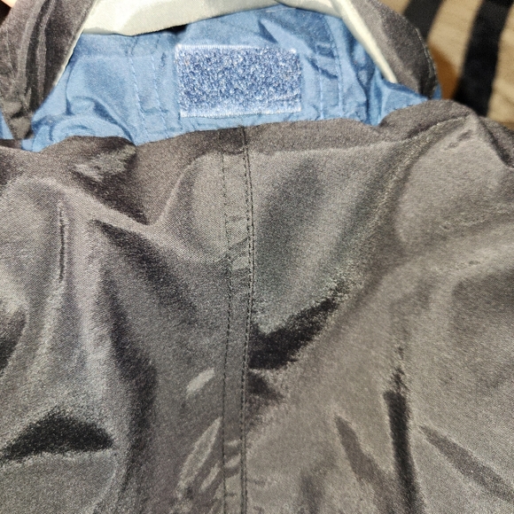 Boys size 14-16 Burnside Active warm jacket with hood that rolls away in collar - Picture 11 of 13